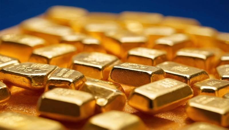 Precious-Gold drops slightly amid tariffs uncertainties, with focus on upcoming US Data