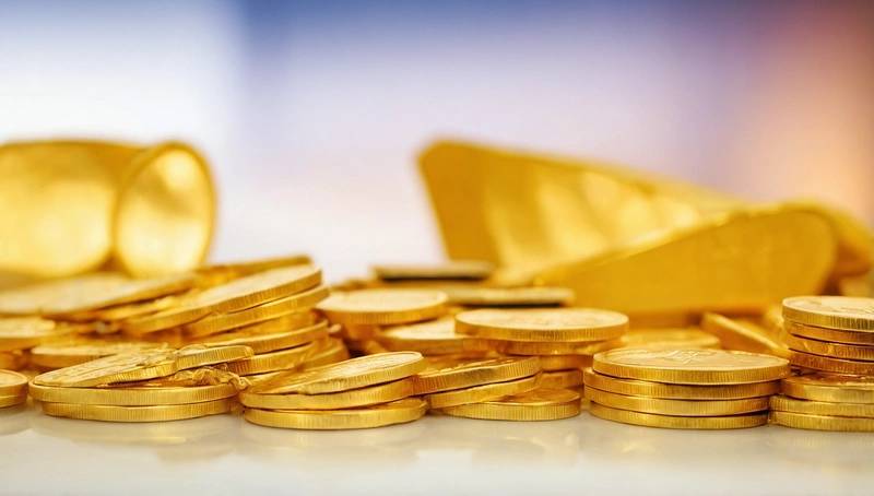 Gold prices fall as investors wait for more information on US tariff policy