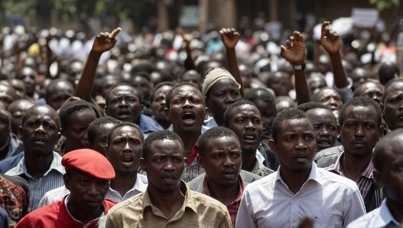 Kenyans protest the death of a blogger and one person is killed