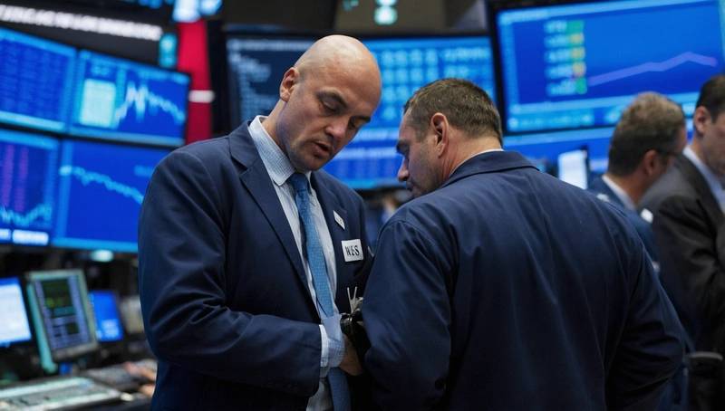 Wall Street tech selloff deepens, European shares steady