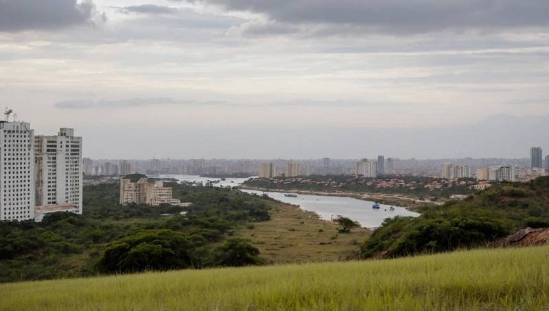 Angola will decide by November on $1 billion JPMorgan deal, says finance official
