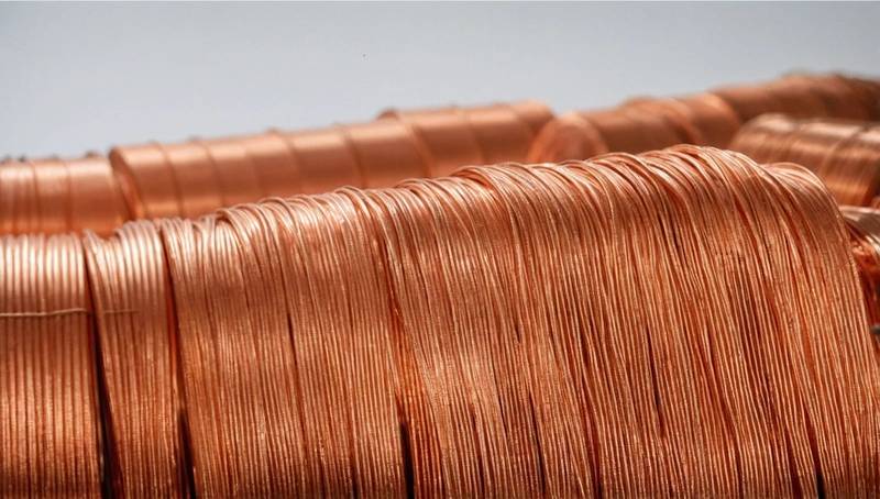 Copper prices steady after reaching $11,000; weekly gains expected