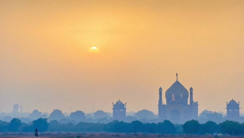 Delhi air quality at hazardous levels after Diwali fireworks