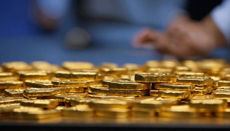 Gold crosses $4200 for the first time due to Fed rate-cut betting and US-China trade worries