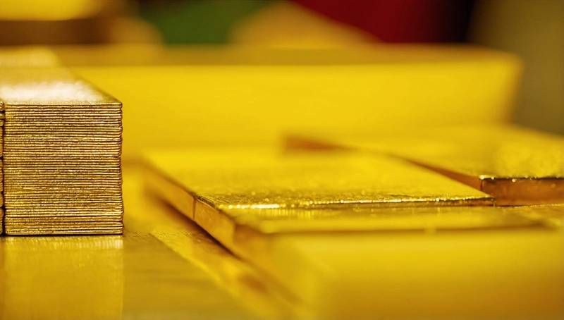 Gold extends its record high due to trade anxiety, as Asia stocks rally with Wall Street