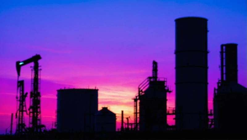 Oil prices drop as Asia shares rise on hopes of US-China trade