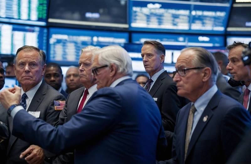 Investors look to end US government shutdown as global shares rise