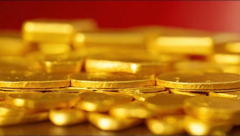 Gold falls as investors become cautious ahead of Fed meeting