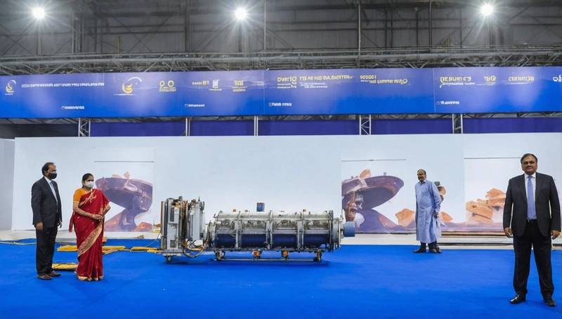 Reliance Industries of India says its battery manufacturing plans are on track