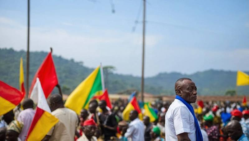 Guinea dissolves 40 political parties, opposition leader cries foul