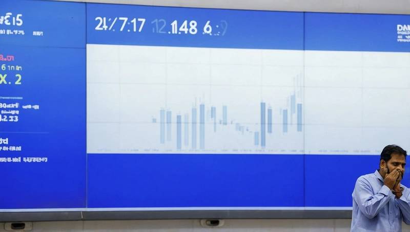 Indian shares fall as Mideast conflict drives up oil prices and fuels inflation fears