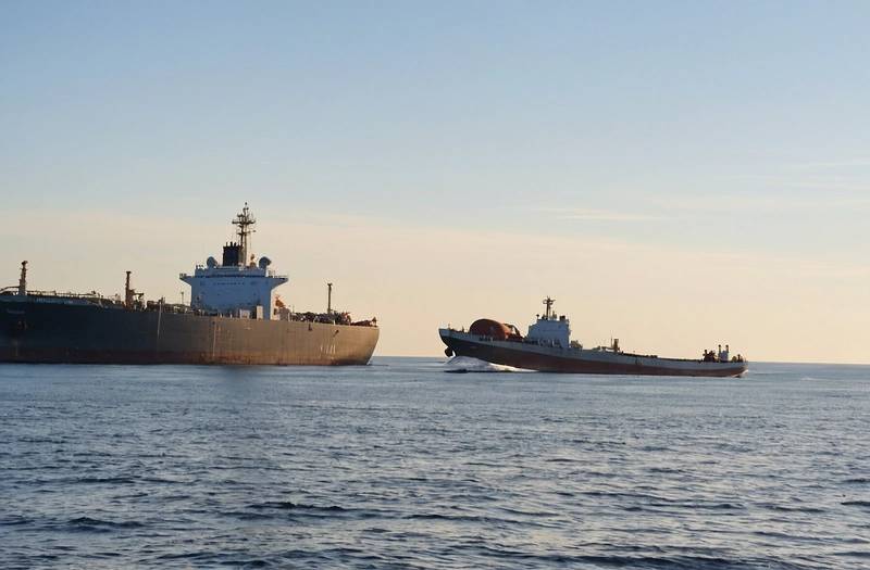New York Times: US allows Russian oil tanker to enter Cuba