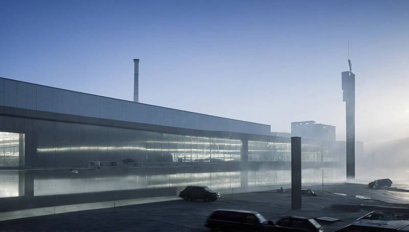 Sources say that commodities trader IXM is considering restarting aluminium trading.