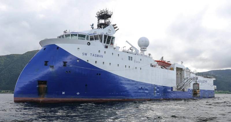 ExxonMobil Hires Shearwater for OBN Survey in Angola